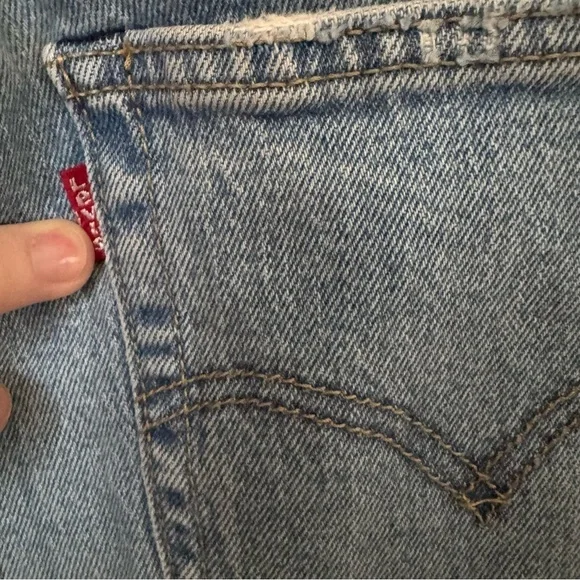 Levi's Wedgie Straight Leg Raw Hem Cropped Rough Tide Jeans Women’s size 26 - Picture 10 of 16